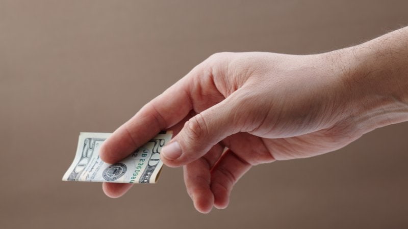 Do You Tip House Cleaners? A Complete Guide to Tipping Etiquette